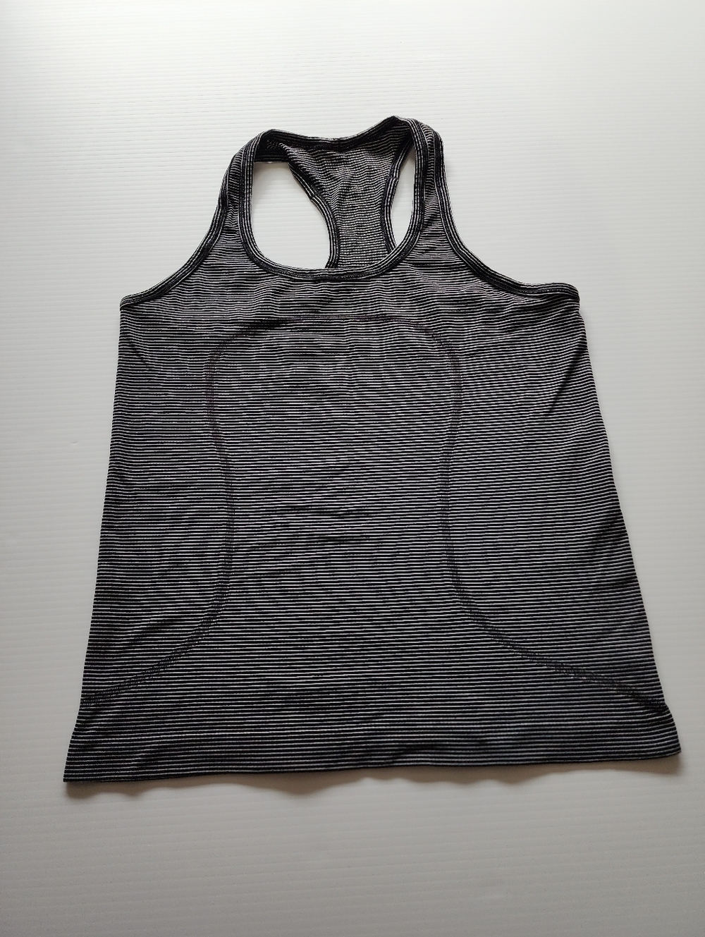 Lululemon Run: Swiftly Tech Racerback *Stripe Blk Sz 10